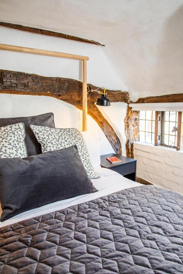 3 Masons Court The Oldest House In Stratford Upon Avon, Warwickshire.ヴィラ エクステリア 写真